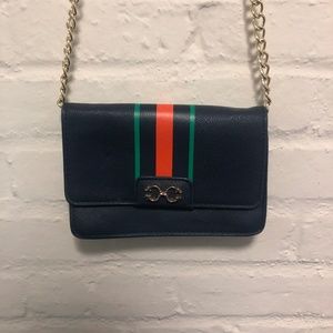 C Wonder Chain Crossbody Bag